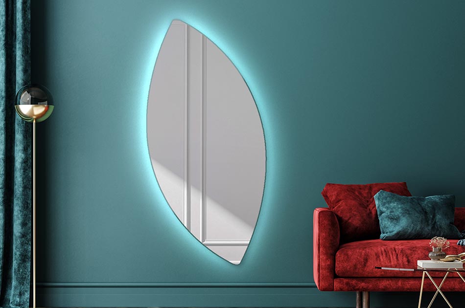 Oglindă neregulată cu iluminare ambientală delicată pentru un interior elegant | ARTFORMA