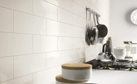 Placă ceramică de perete 10x30, albă mată, plană, A4H18 Blanco Mate