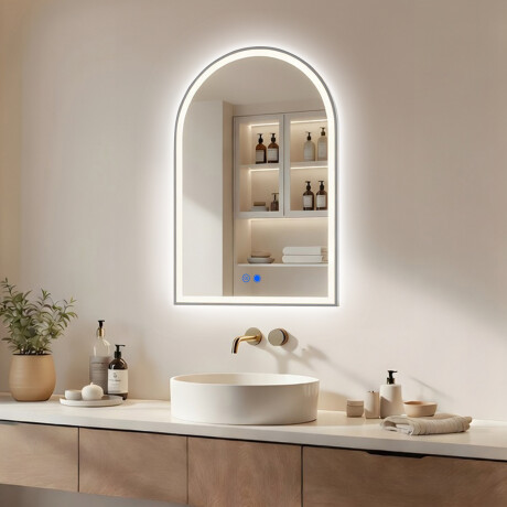 Oglindă neregulată cu iluminare LED – 60x90/70x100 cm într-un cadru din aluminiu argintiu #1